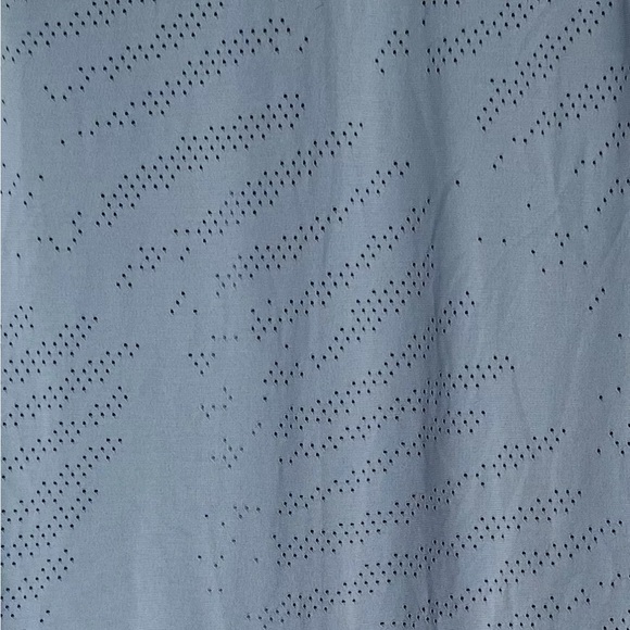 LULULEMON  Women’s Swiftly Relaxed Long Sleeve Shirt Strata Wave Chambray - Picture 4 of 6